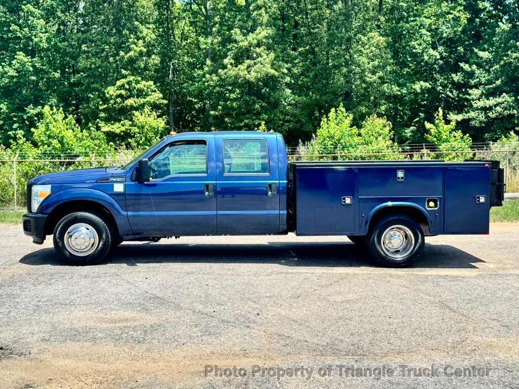 2015 Ford F350HD CREW CAB UTILITY DRW JUST 45k MILES! LIFT GATE! LIMITED SLIP AXLE! - 23029950 - 27