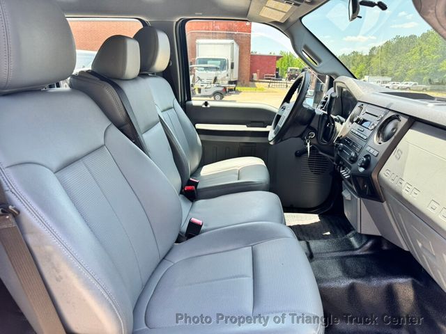 2015 Ford F350HD CREW CAB UTILITY DRW JUST 45k MILES! LIFT GATE! LIMITED SLIP AXLE! - 23029950 - 39