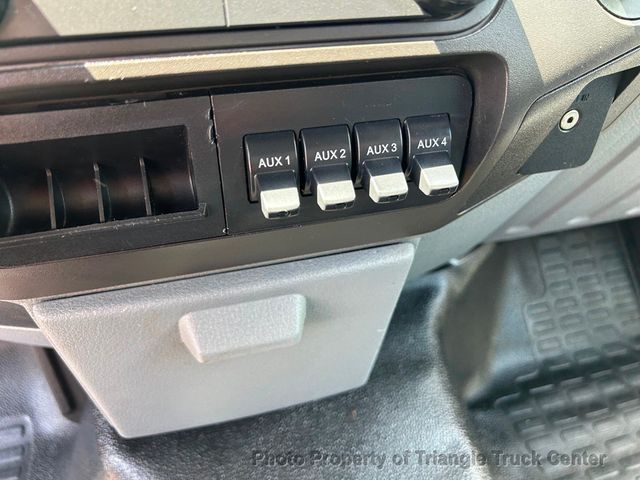 2015 Ford F350HD WI UTIL  - 22863626 - 17