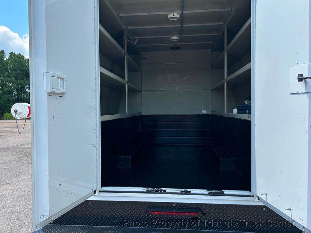 2015 Ford F350HD WI UTIL  - 22863626 - 40