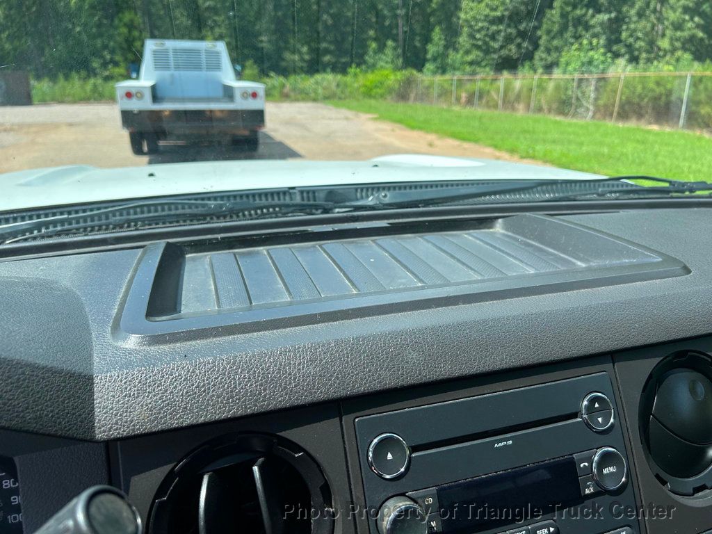 2015 Ford F350HD WI UTIL  - 22863626 - 63