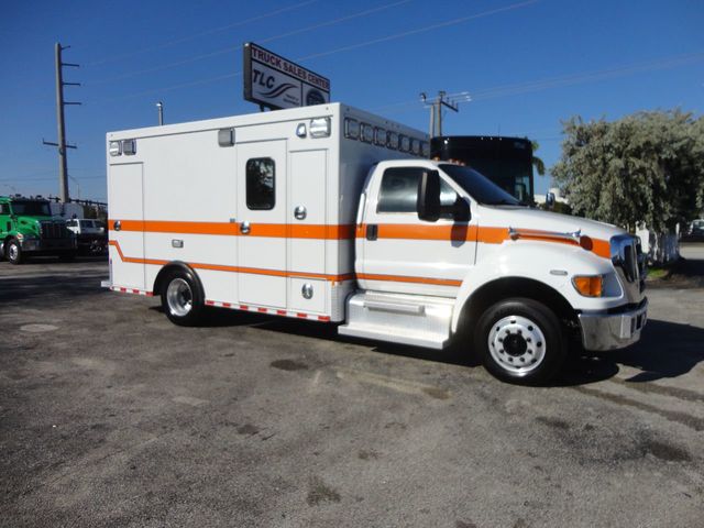 2015 Ford F650 12FT AMBULANCE - 21618974 - 0