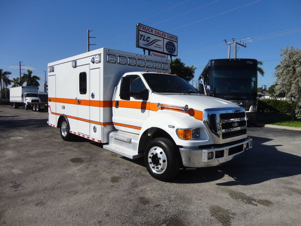 2015 Ford F650 12FT AMBULANCE - 21618974 - 36