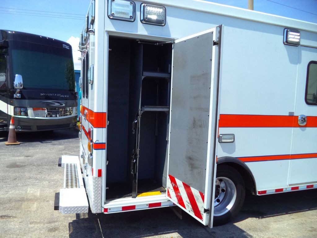 2015 Ford F650 12FT AMBULANCE - 21872516 - 14