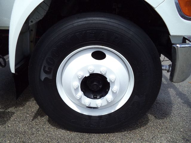 2015 Ford F650 With Curry 2000 Gallon Steel Water Tank & Sprayers - 23032276 - 17