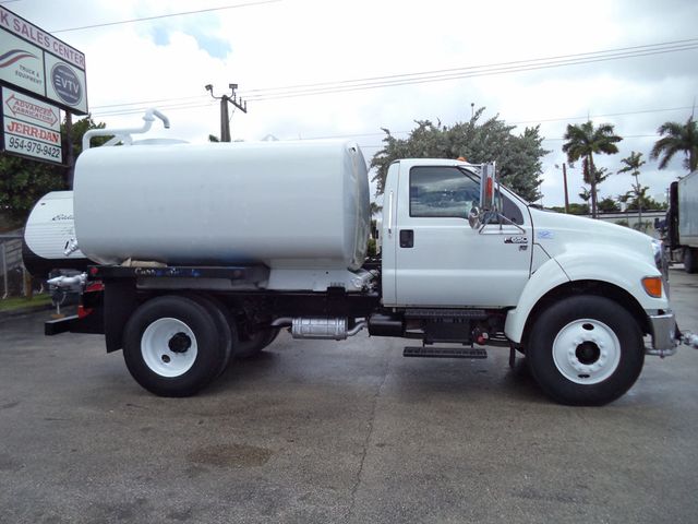 2015 Ford F650 With Curry 2000 Gallon Steel Water Tank & Sprayers - 23032276 - 6