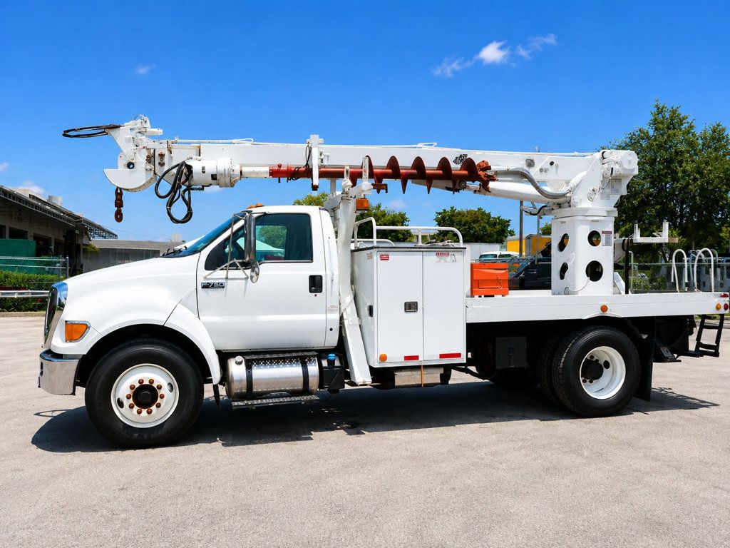 2015 Ford F750 Terex Commander C4047 Digger Derrick, Auger truck - 23051062 - 1