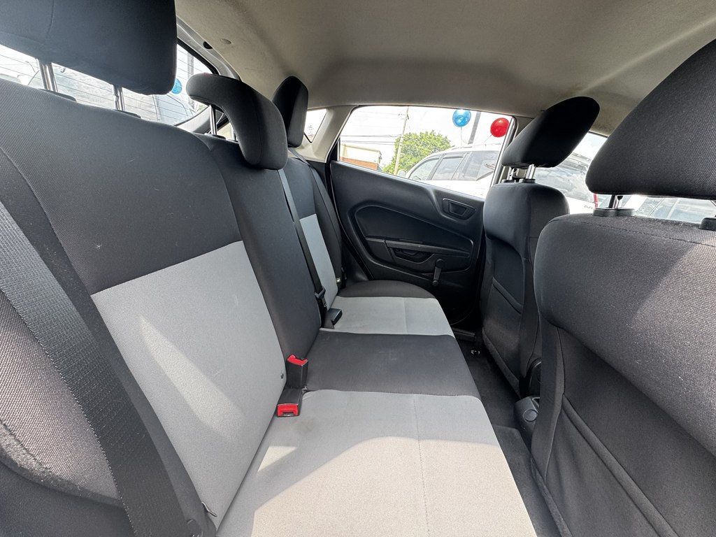 2015 Ford Fiesta 5dr Hatchback S - 23055433 - 13