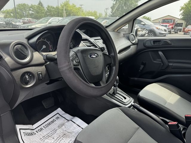 2015 Ford Fiesta 5dr Hatchback S - 23055433 - 8