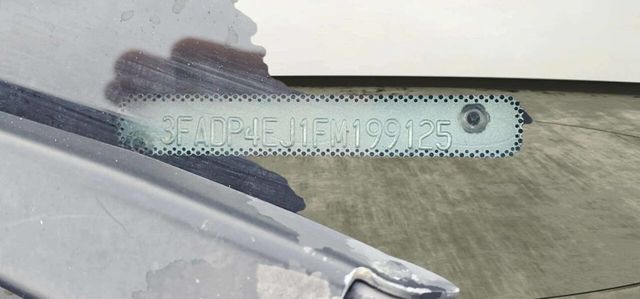 2015 Ford Fiesta 5dr Hatchback SE - 23020066 - 9