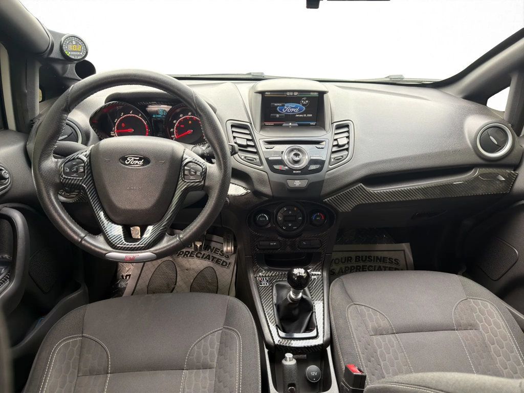 2015 Ford Fiesta 5dr Hatchback ST - 22939541 - 13