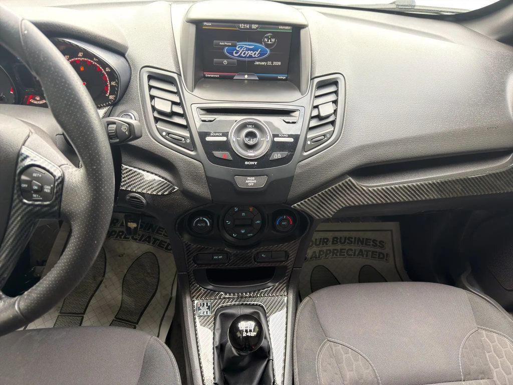 2015 Ford Fiesta 5dr Hatchback ST - 22939541 - 17
