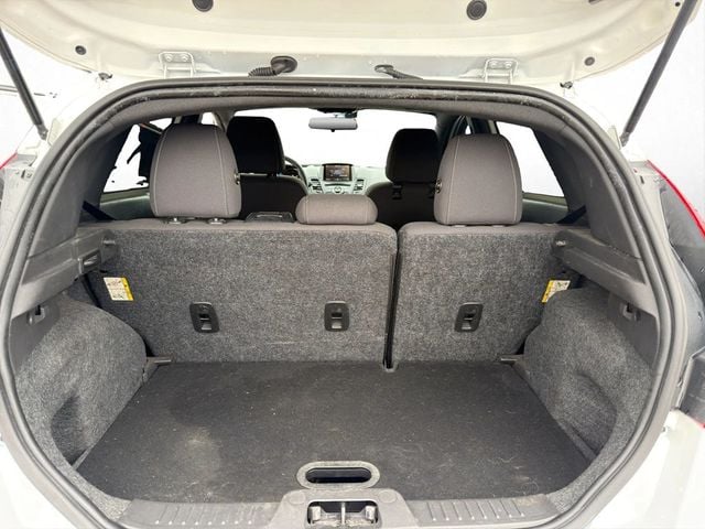 2015 Ford Fiesta 5dr Hatchback ST - 22939541 - 23