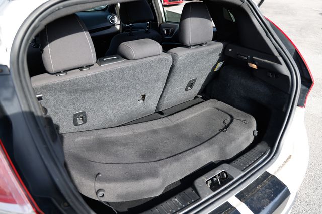 2015 Ford Fiesta 5dr Hatchback ST - 22966845 - 27