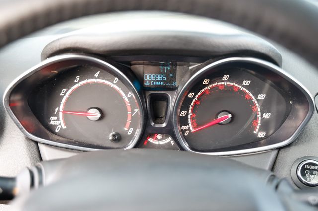 2015 Ford Fiesta 5dr Hatchback ST - 22966845 - 33