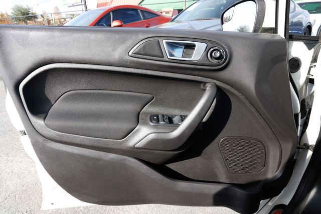 2015 Ford Fiesta 5dr Hatchback ST - 22966845 - 46