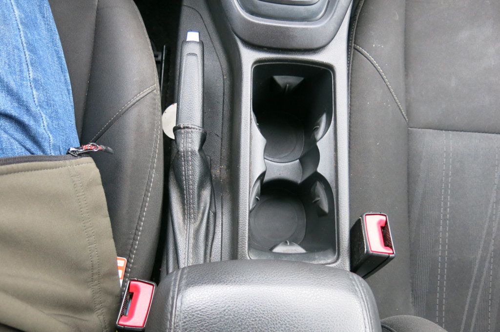 2015 Ford Focus 4dr Sedan SE - 22765977 - 28