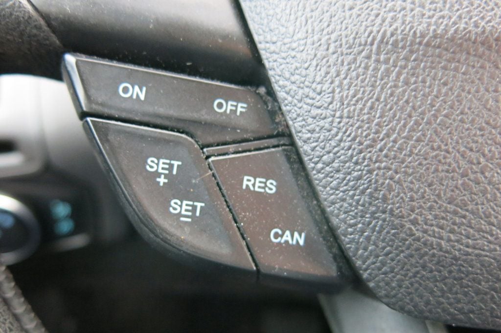 2015 Ford Focus 4dr Sedan SE - 22765977 - 66