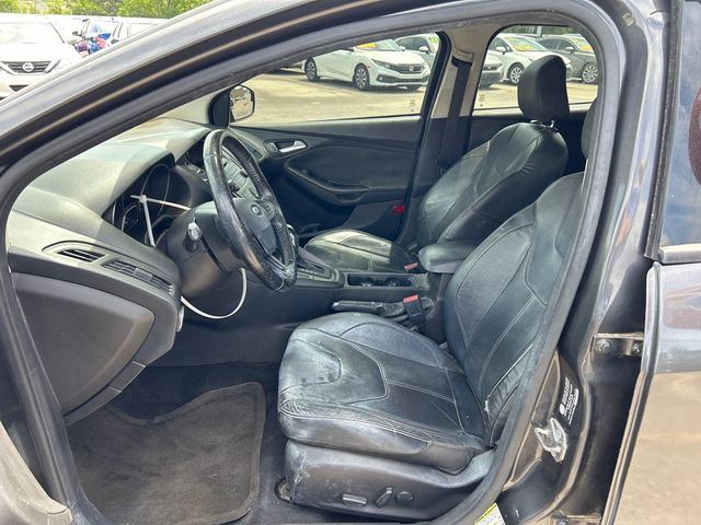 2015 Ford Focus 4dr Sedan SE - 23016742 - 7
