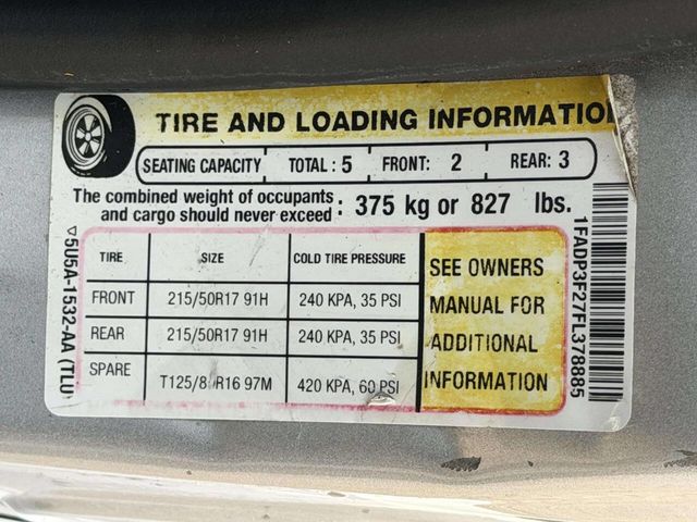 2015 Ford Focus 4dr Sedan SE - 22975308 - 15