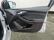 2015 Ford Focus 4dr Sedan SE - 22975308 - 23
