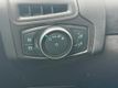 2015 Ford Focus 4dr Sedan SE - 22975308 - 30
