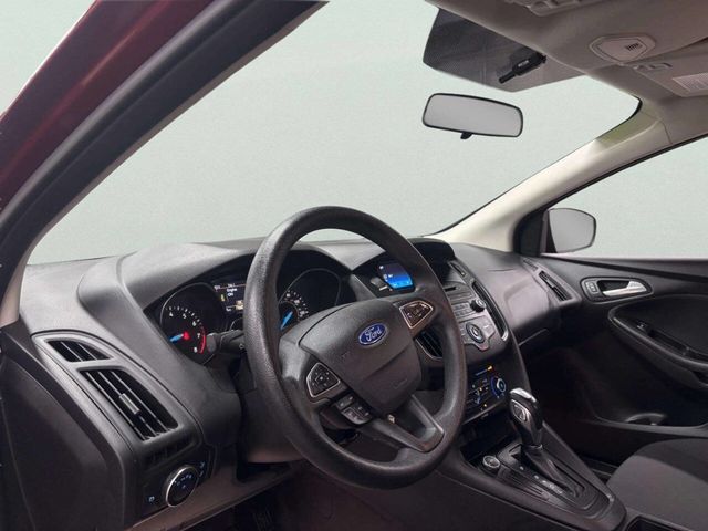 2015 Ford Focus 4dr Sedan SE - 23001751 - 10