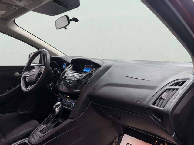 2015 Ford Focus 4dr Sedan SE - 23001751 - 18
