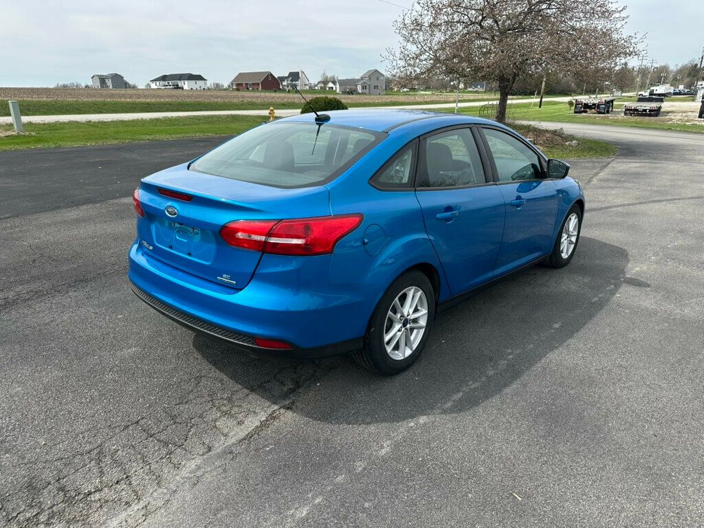 2015 Ford Focus 4dr Sedan SE - 23010325 - 4