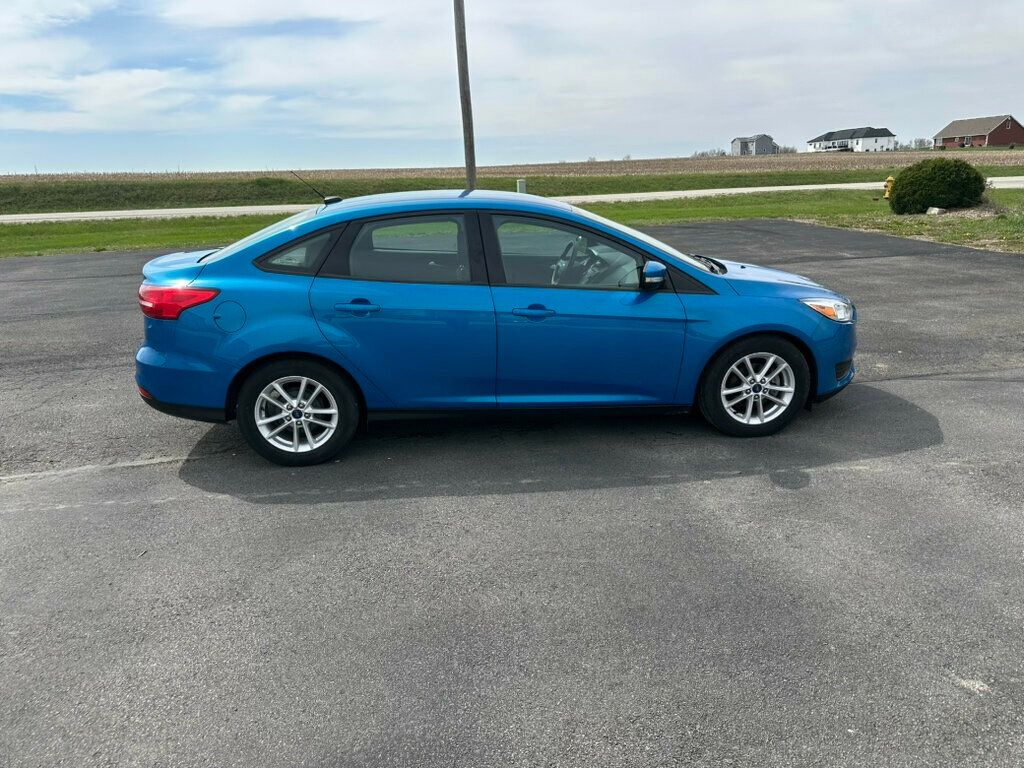 2015 Ford Focus 4dr Sedan SE - 23010325 - 5