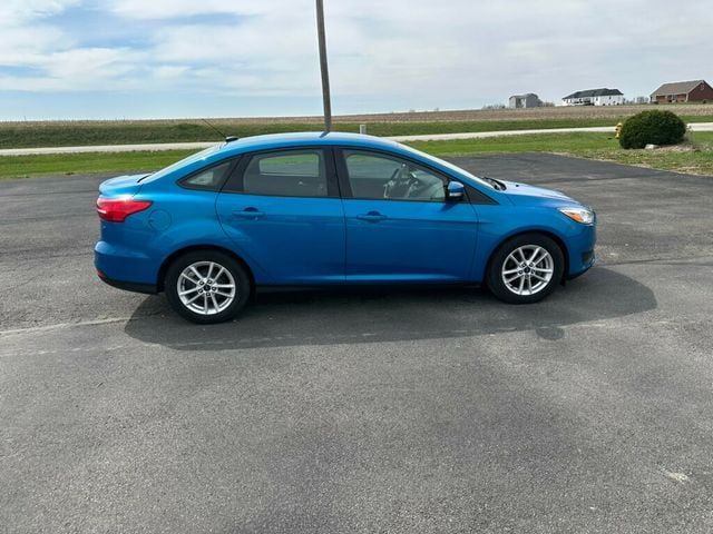2015 Ford Focus 4dr Sedan SE - 23010325 - 5