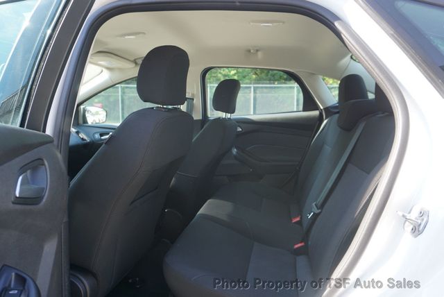 2015 Ford Focus 4dr Sedan SE 1-OWNER CLEAN CARFAX W/SERVICE HISTORY LOW MILES - 23090392 - 10