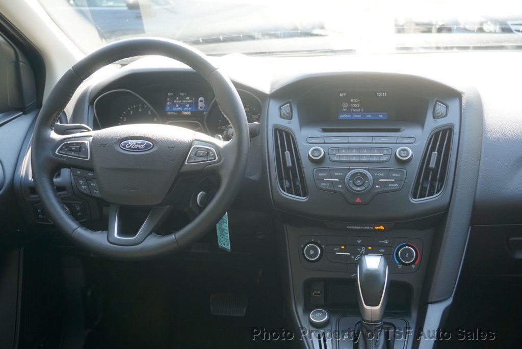 2015 Ford Focus 4dr Sedan SE 1-OWNER CLEAN CARFAX W/SERVICE HISTORY LOW MILES - 23090392 - 12