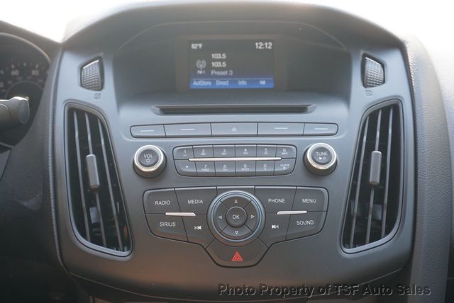 2015 Ford Focus 4dr Sedan SE 1-OWNER CLEAN CARFAX W/SERVICE HISTORY LOW MILES - 23090392 - 14