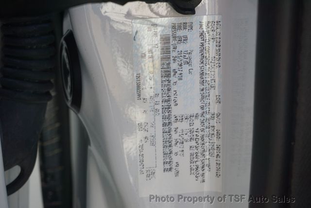 2015 Ford Focus 4dr Sedan SE 1-OWNER CLEAN CARFAX W/SERVICE HISTORY LOW MILES - 23090392 - 27