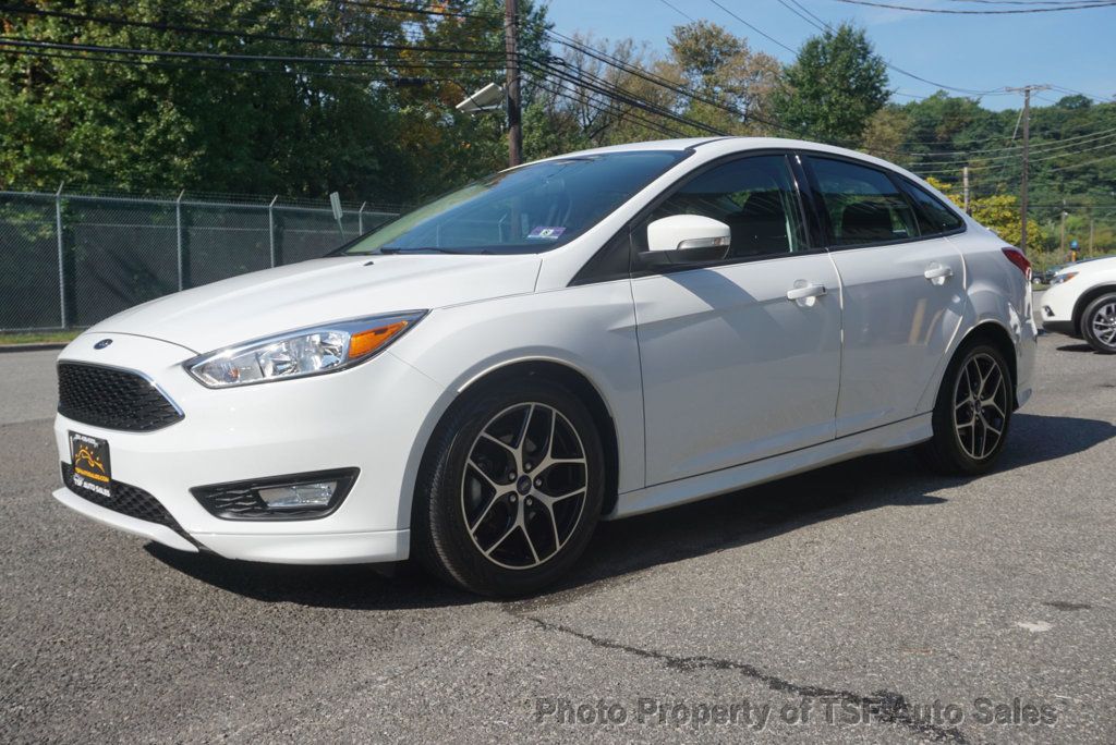 2015 Ford Focus 4dr Sedan SE 1-OWNER CLEAN CARFAX W/SERVICE HISTORY LOW MILES - 23090392 - 2