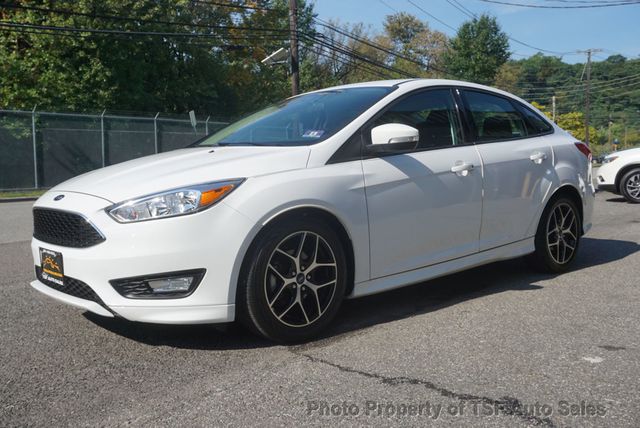 2015 Ford Focus 4dr Sedan SE 1-OWNER CLEAN CARFAX W/SERVICE HISTORY LOW MILES - 23090392 - 2