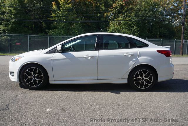 2015 Ford Focus 4dr Sedan SE 1-OWNER CLEAN CARFAX W/SERVICE HISTORY LOW MILES - 23090392 - 3
