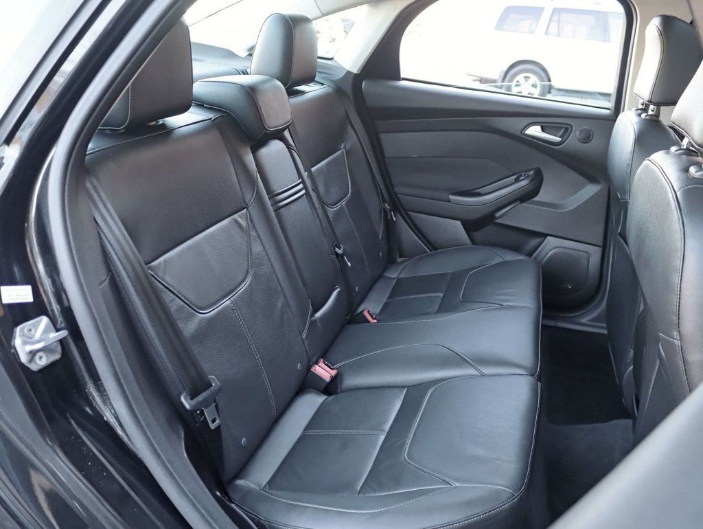 2015 Ford Focus 4dr Sedan Titanium Navigation Moonroof - 22945426 - 23