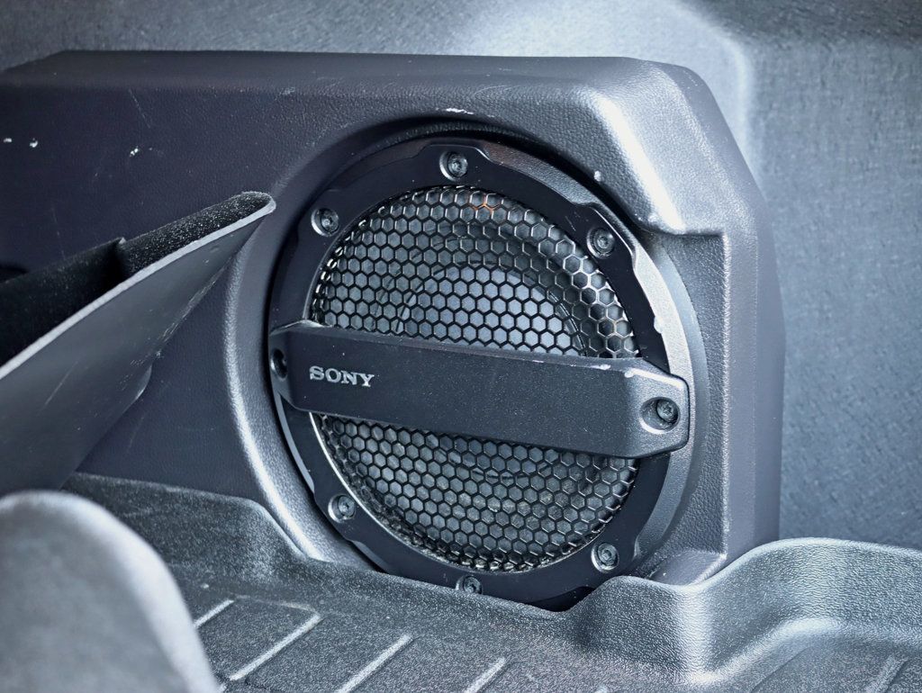 2015 Ford Focus 4dr Sedan Titanium Navigation Moonroof - 22945426 - 30