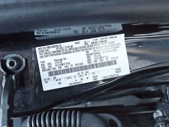 2015 Ford Focus 4dr Sedan Titanium Navigation Moonroof - 22945426 - 33