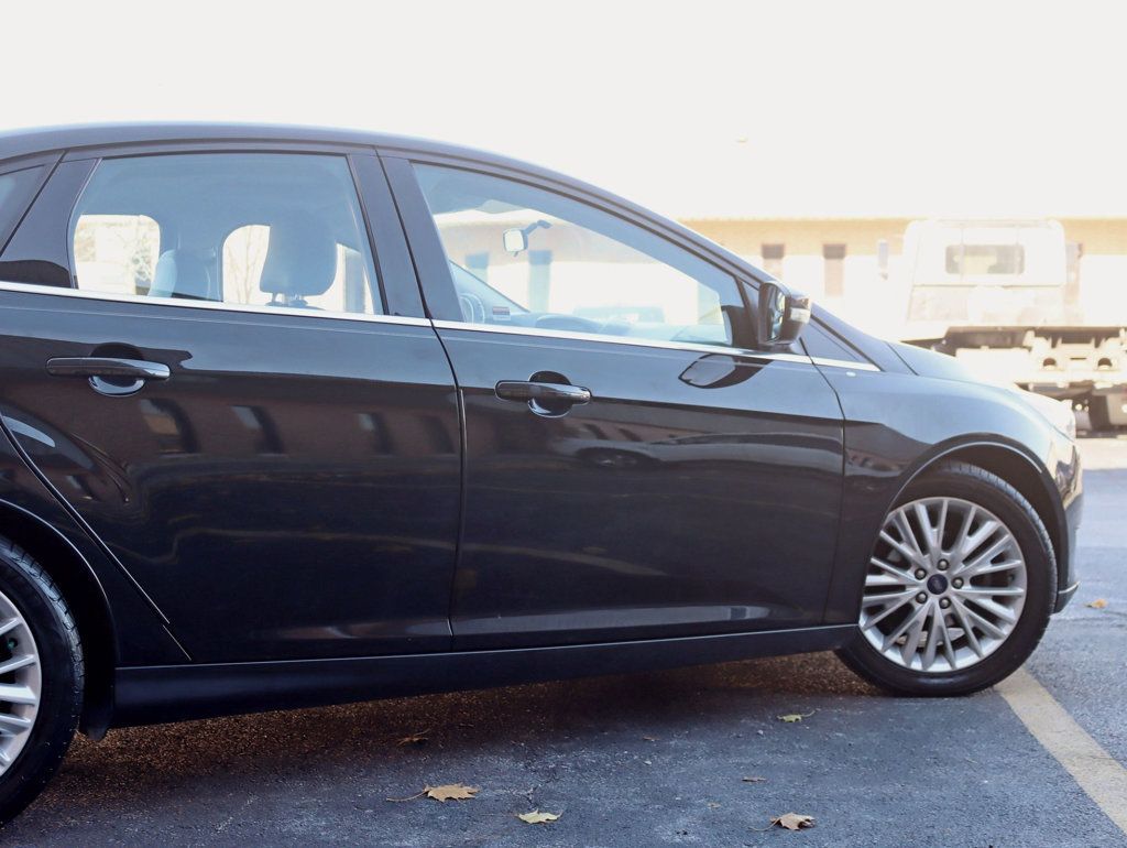 2015 Ford Focus Titanium photo 4