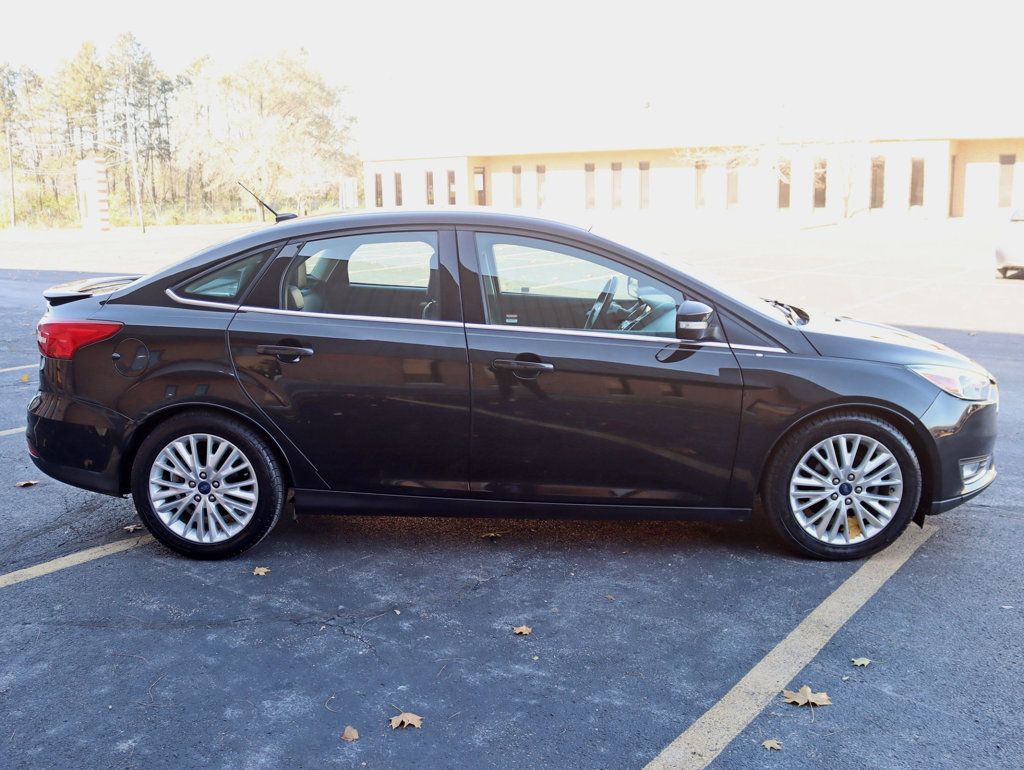 2015 Ford Focus 4dr Sedan Titanium Navigation Moonroof - 22945426 - 7