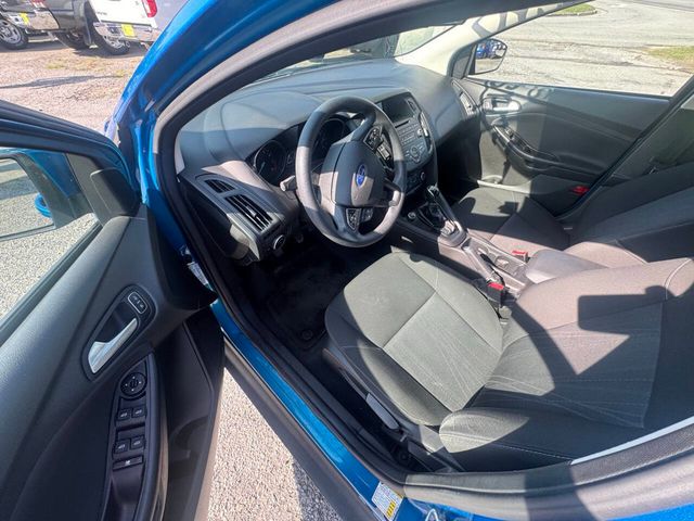 2015 Ford Focus 5dr Hatchback SE - 22915551 - 9