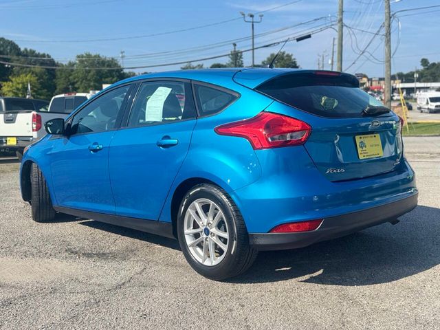 2015 Ford Focus 5dr Hatchback SE - 22915551 - 2