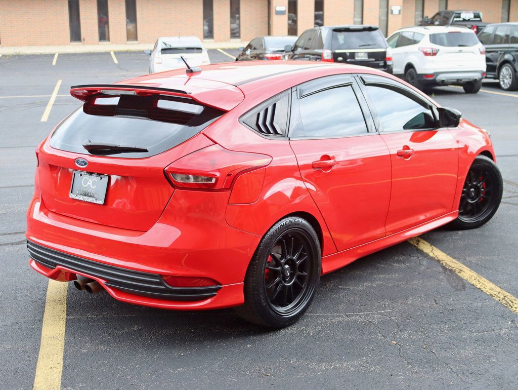 2015 Ford Focus ST photo 3