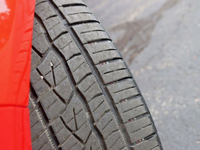 2015 Ford Focus 5dr Hatchback ST - 22891277 - 31