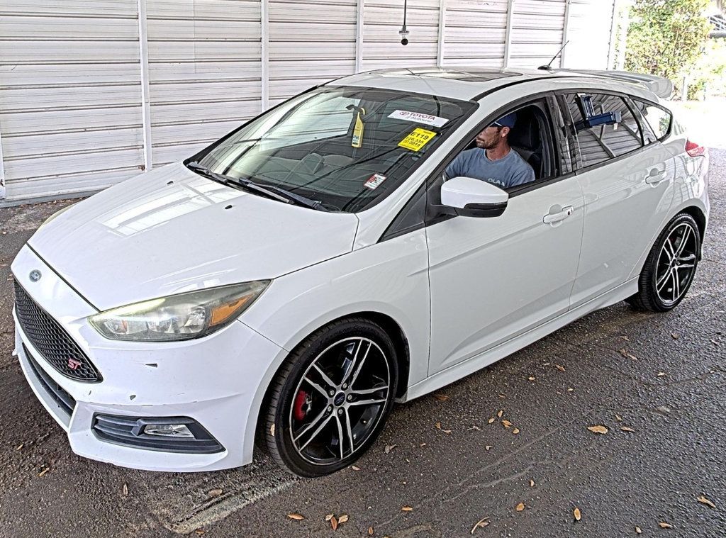 2015 Ford Focus 5dr Hatchback ST - 23011392 | Video 1