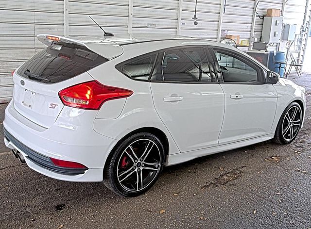 2015 Ford Focus 5dr Hatchback ST - 23011392 - 1