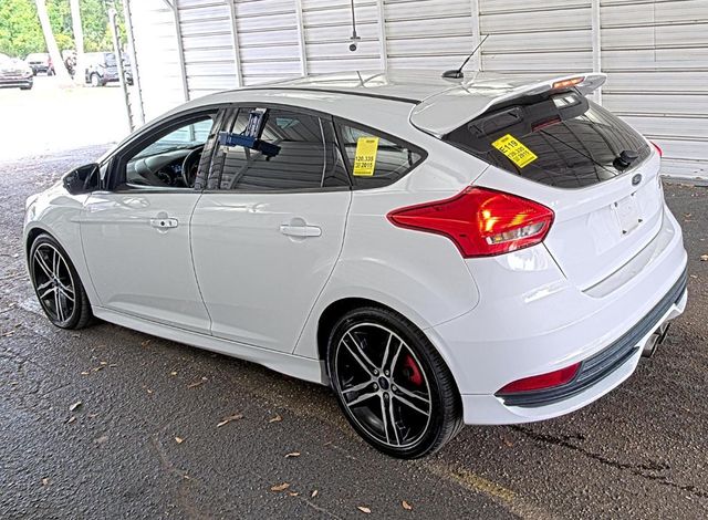 2015 Ford Focus 5dr Hatchback ST - 23011392 - 2